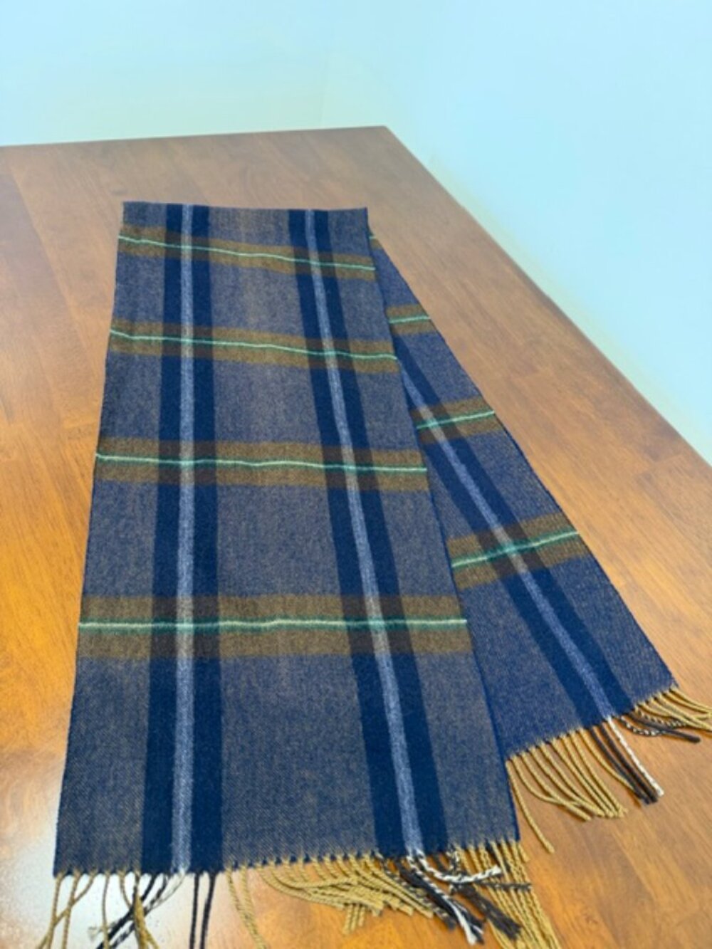 The Scotch House Pure Cashmere Unisex Plaid Scarf. - Picture 2 of 10